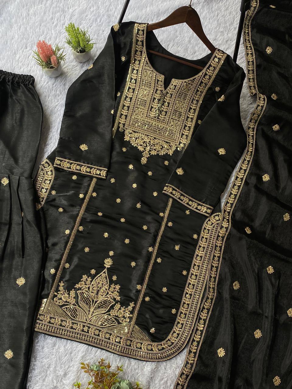 Black zimmy choo coding sequence embroidery top, sharara and dupatta set