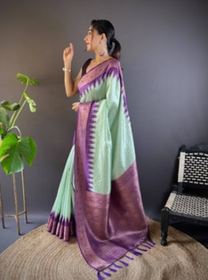 Pista Banarasi Silk Gadwal Pattu Saree