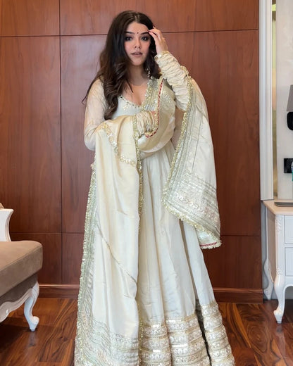 Sangeet Wear Off White Colour Trending Anarkali Suit Set | Dresses For Women Party Wear