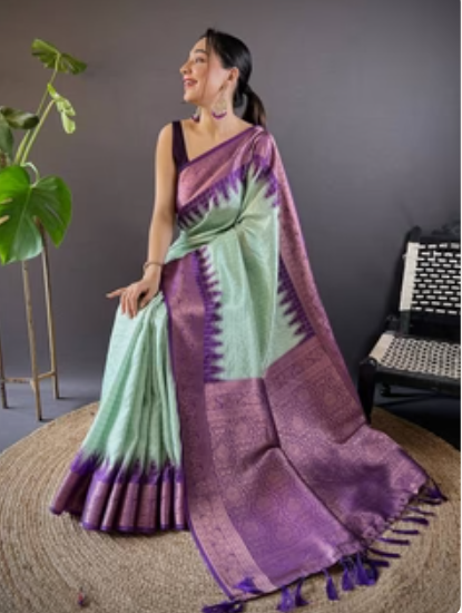 Pista Banarasi Silk Gadwal Pattu Saree
