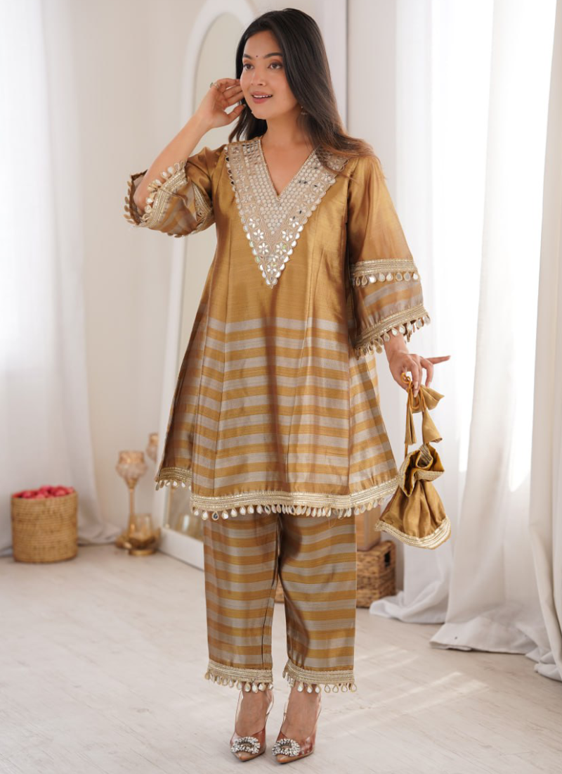 Real Mirror Work Two Shaded Kurta Set With Batwa Potli