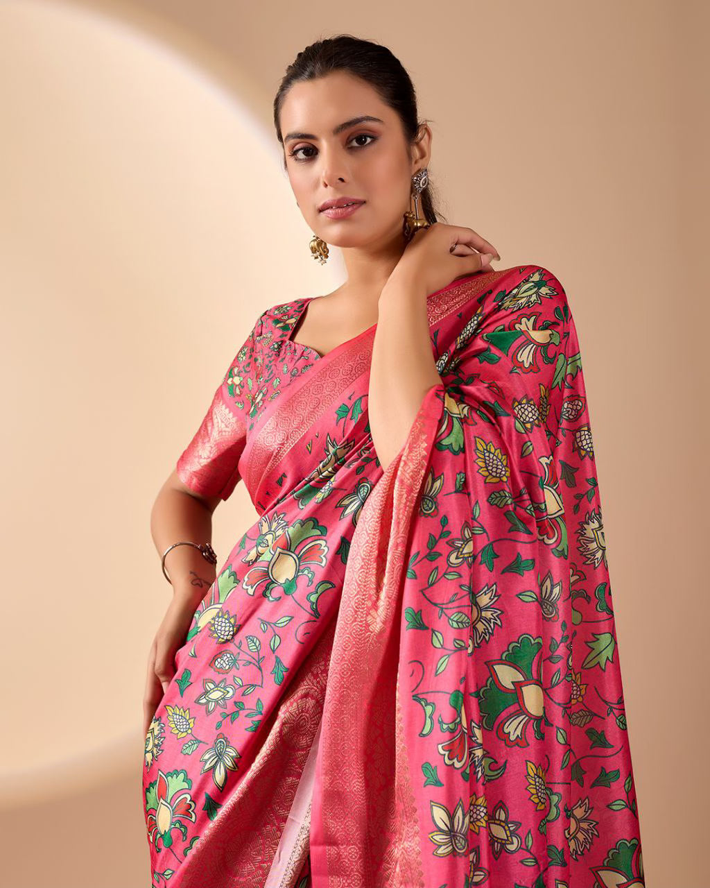 Pink Lichi Silk saree with Floral Patterns
