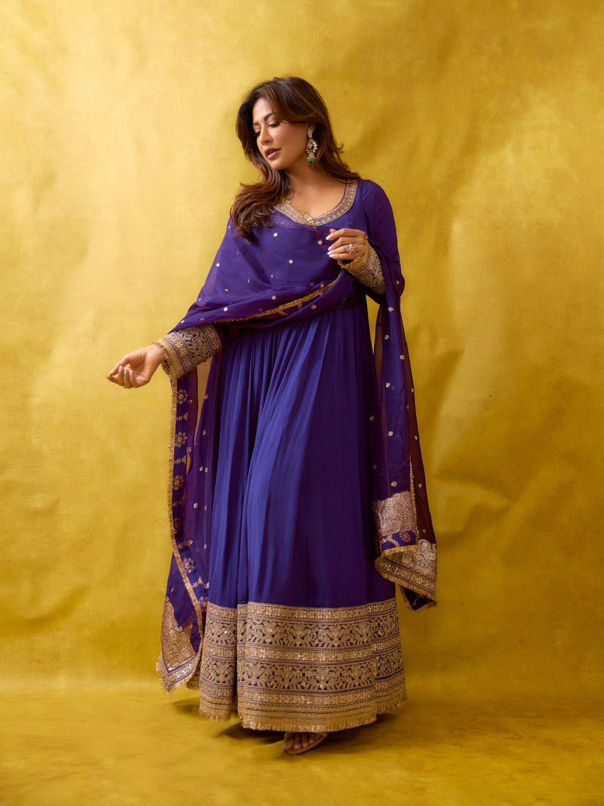 DESIGNER ANARKALI GOWN WITH ELEGANT DUPATTA