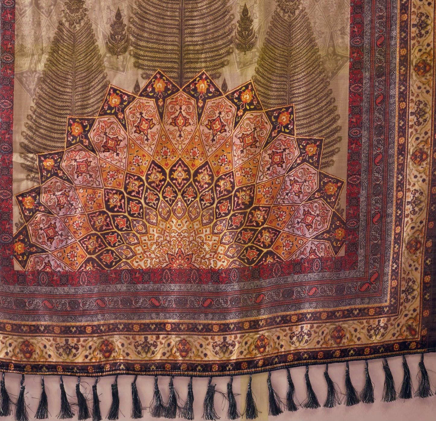 Elegant Royal Ethnic Patola Print Premium Linen Saree