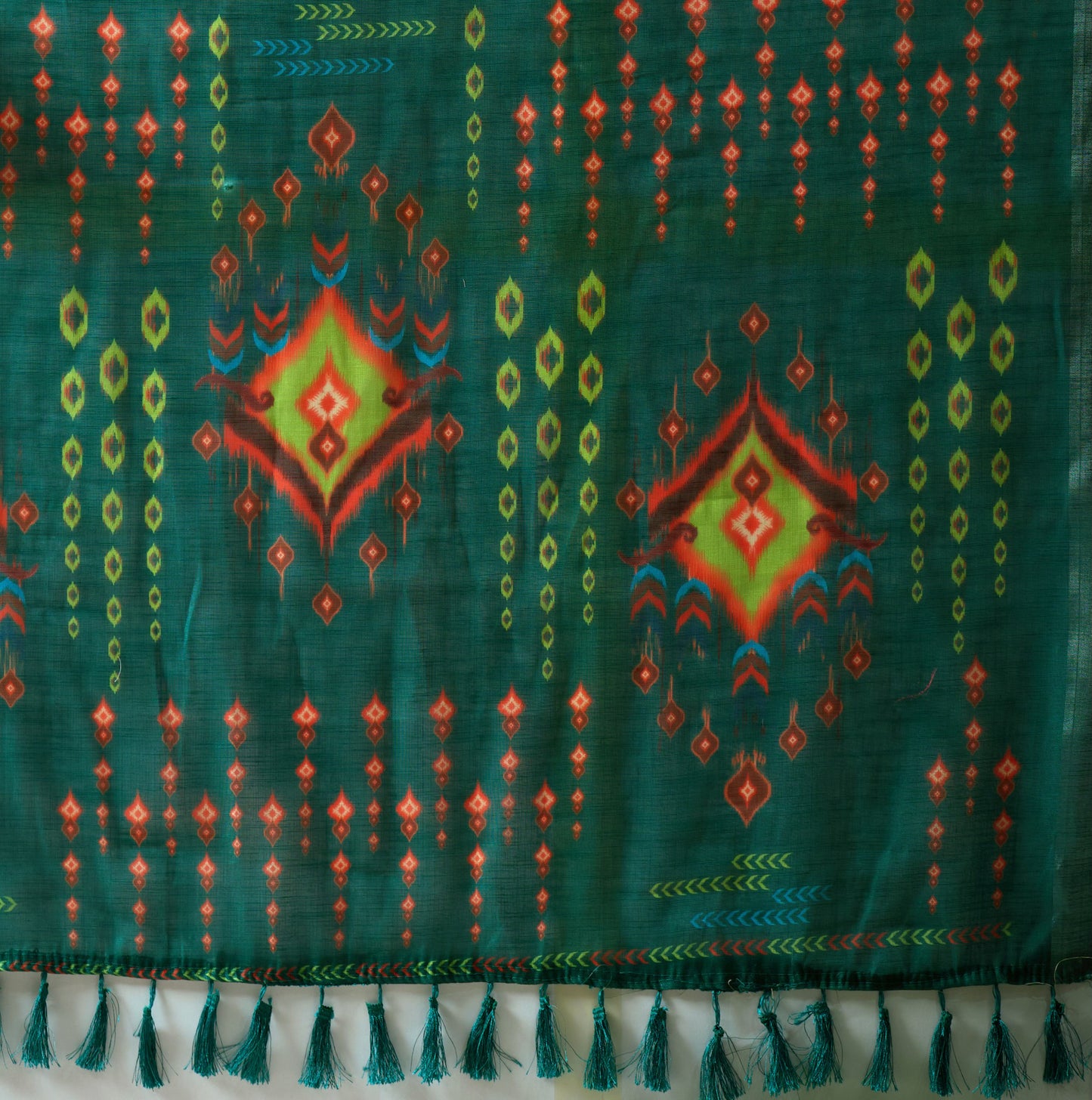 Elegant Digital Patola & Ikat Print Premium Linen Cotton Saree