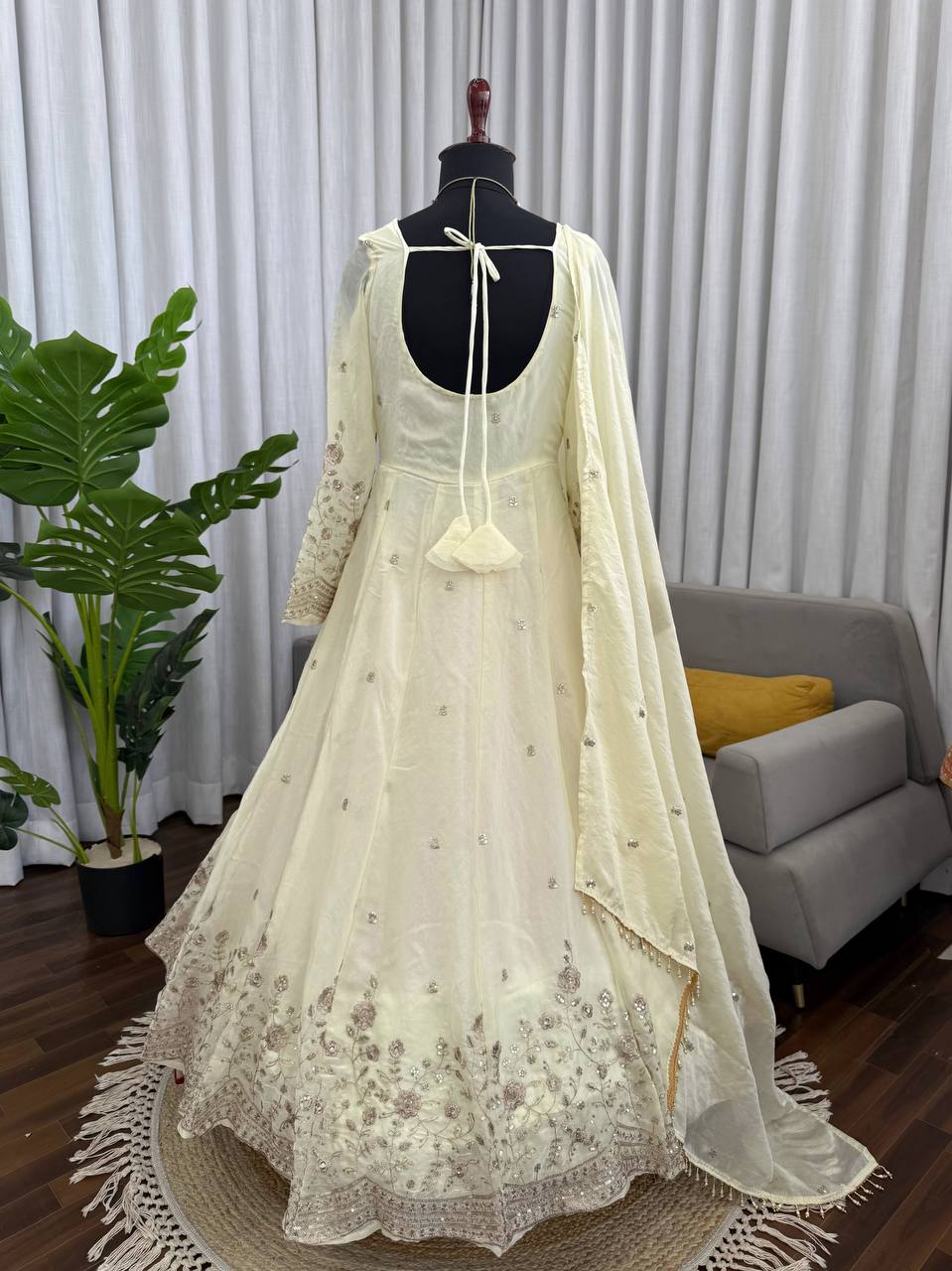 Ivory Cream Fendy Silk Thread and Sequence Work Anarkali Set
