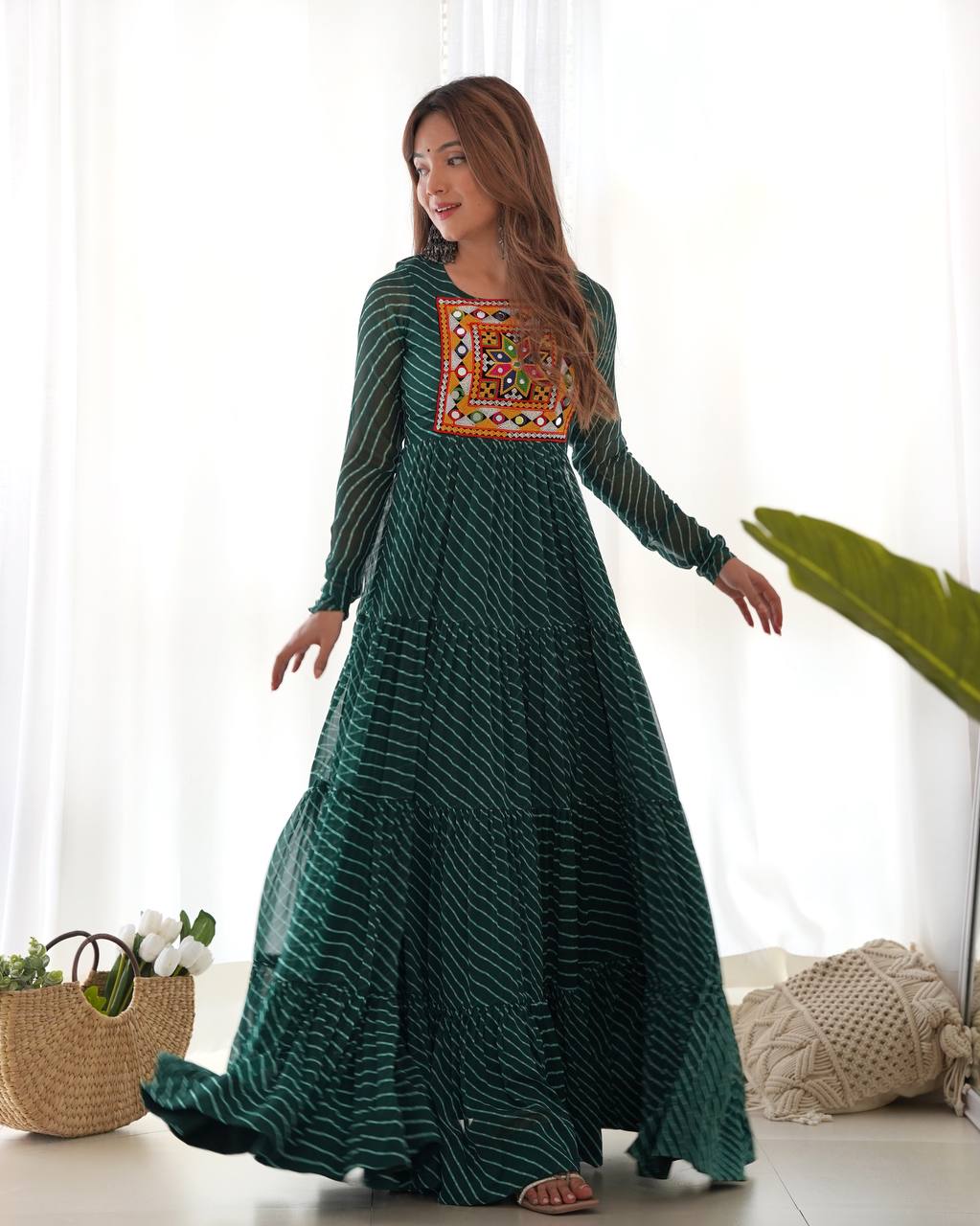 TIMELESS LAHERIYA ANARKALI – DESIGNER FULL FLAIR FOX GEORGETTE READY PIECE