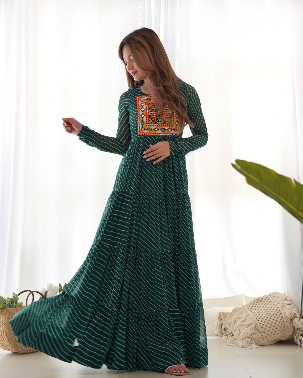 TIMELESS LAHERIYA ANARKALI – DESIGNER FULL FLAIR FOX GEORGETTE READY PIECE