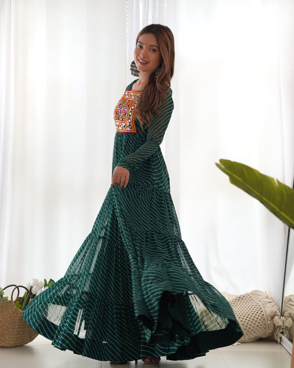 TIMELESS LAHERIYA ANARKALI – DESIGNER FULL FLAIR FOX GEORGETTE READY PIECE