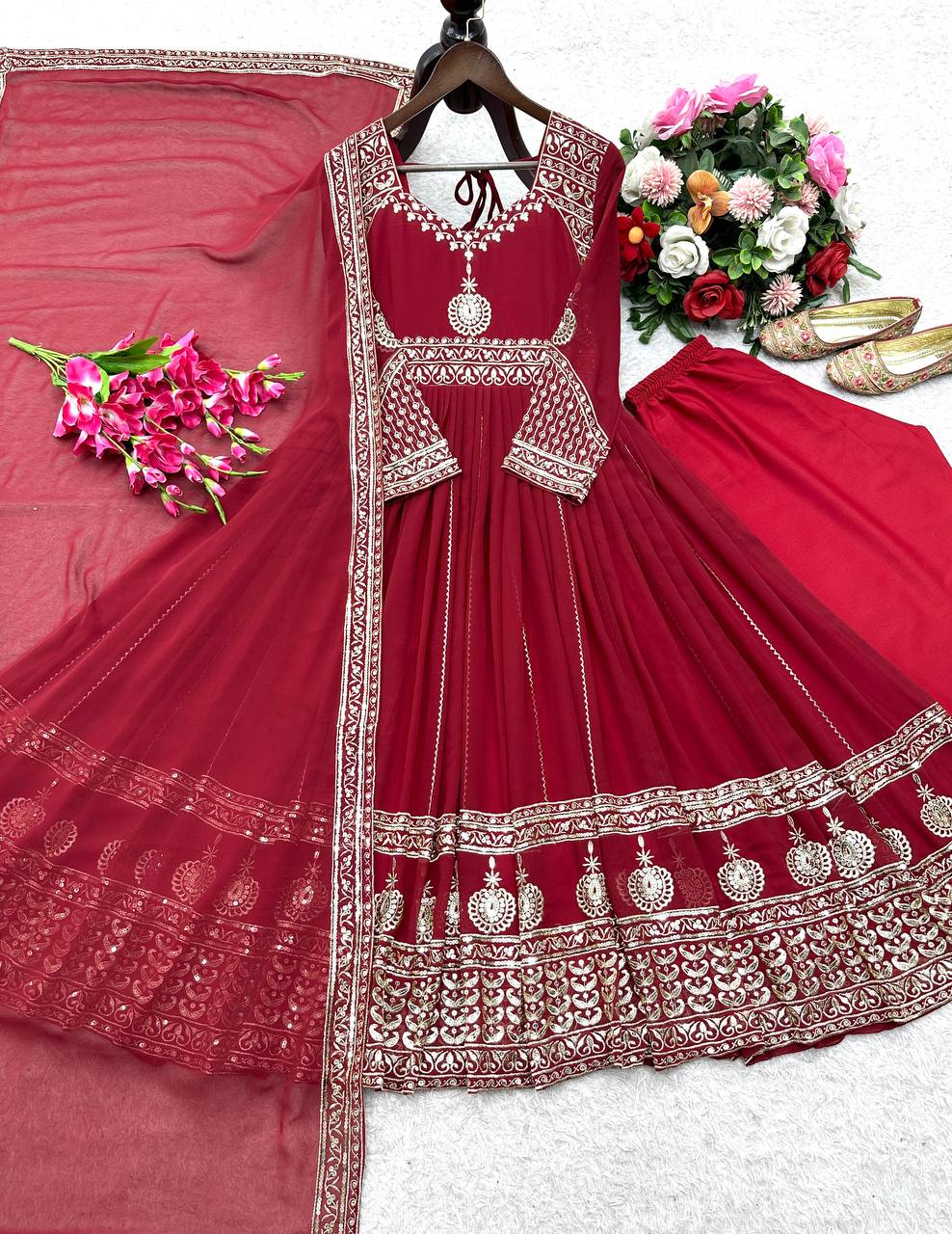 Launching New Designer Party Wear Look Heavy Fox Georgette Gwon Pent & Dupatta Set