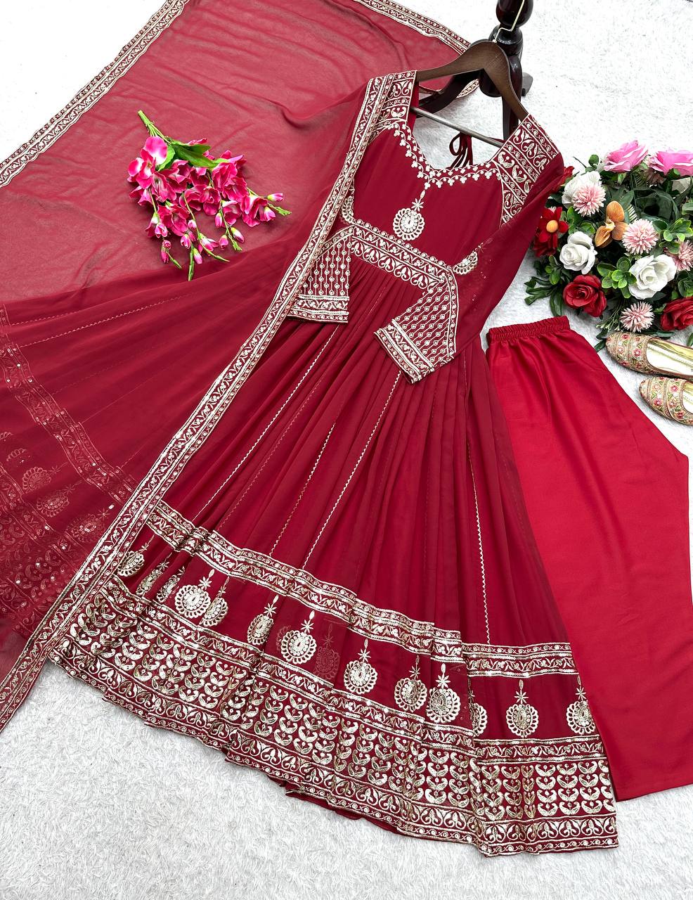 Launching New Designer Party Wear Look Heavy Fox Georgette Gwon Pent & Dupatta Set