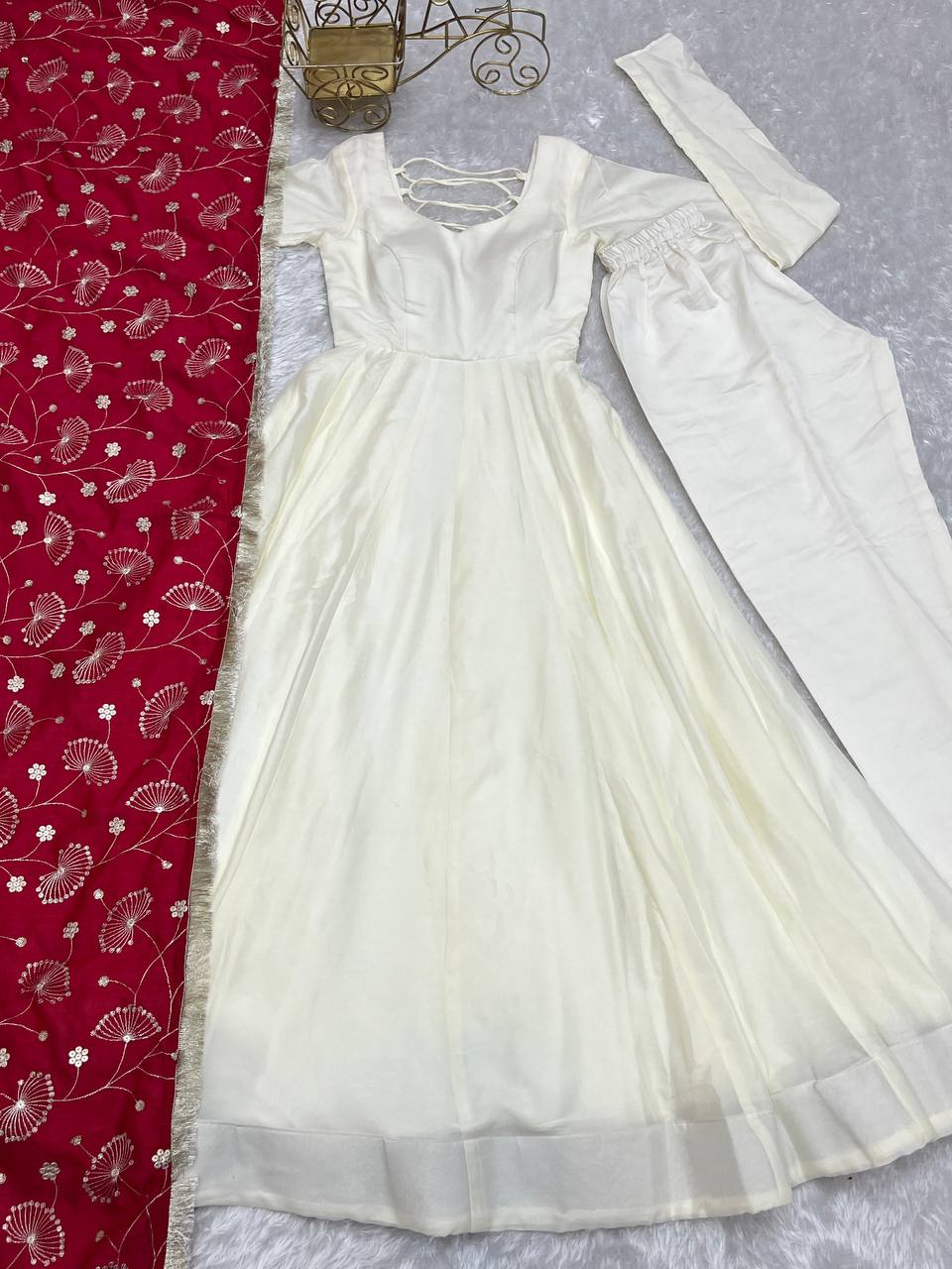 White chanderi silk anarkali with stylish anarkali with pant & dupatta