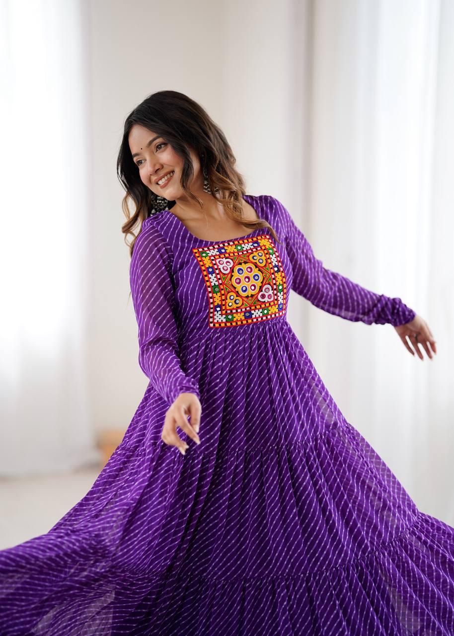 TIMELESS LAHERIYA ANARKALI – DESIGNER FULL FLAIR FOX GEORGETTE READY PIECE