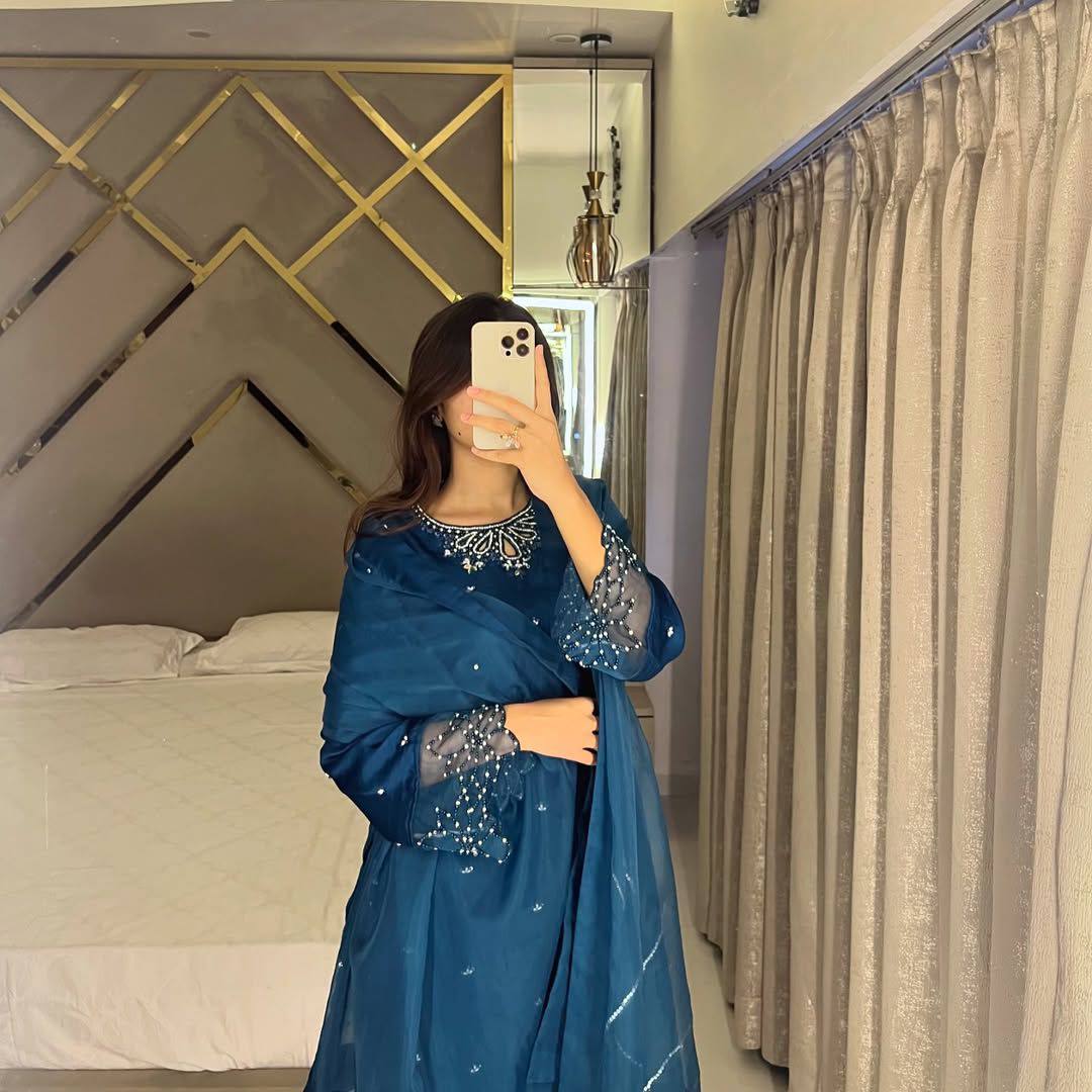 Designer Exclusive 3 Piece Suit Beads Work Kurti Pant Organza Dupatta