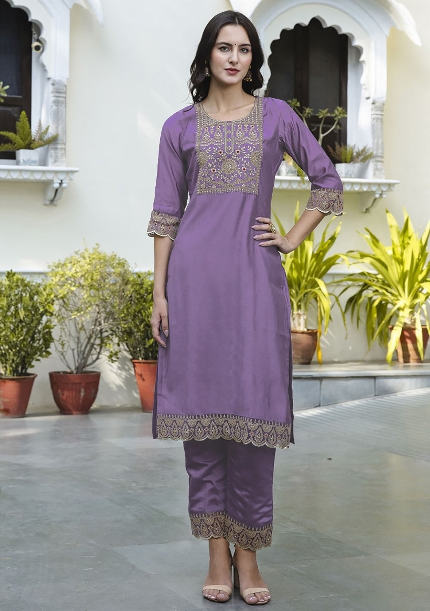 Lavender Sarangi Suit Women Kurta Pant Dupatta Set Festive Stylish Outfit
