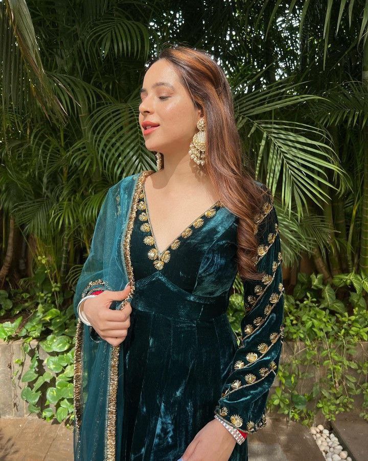 Blue heavy velvet embroidery sequence party gown & dupatta set