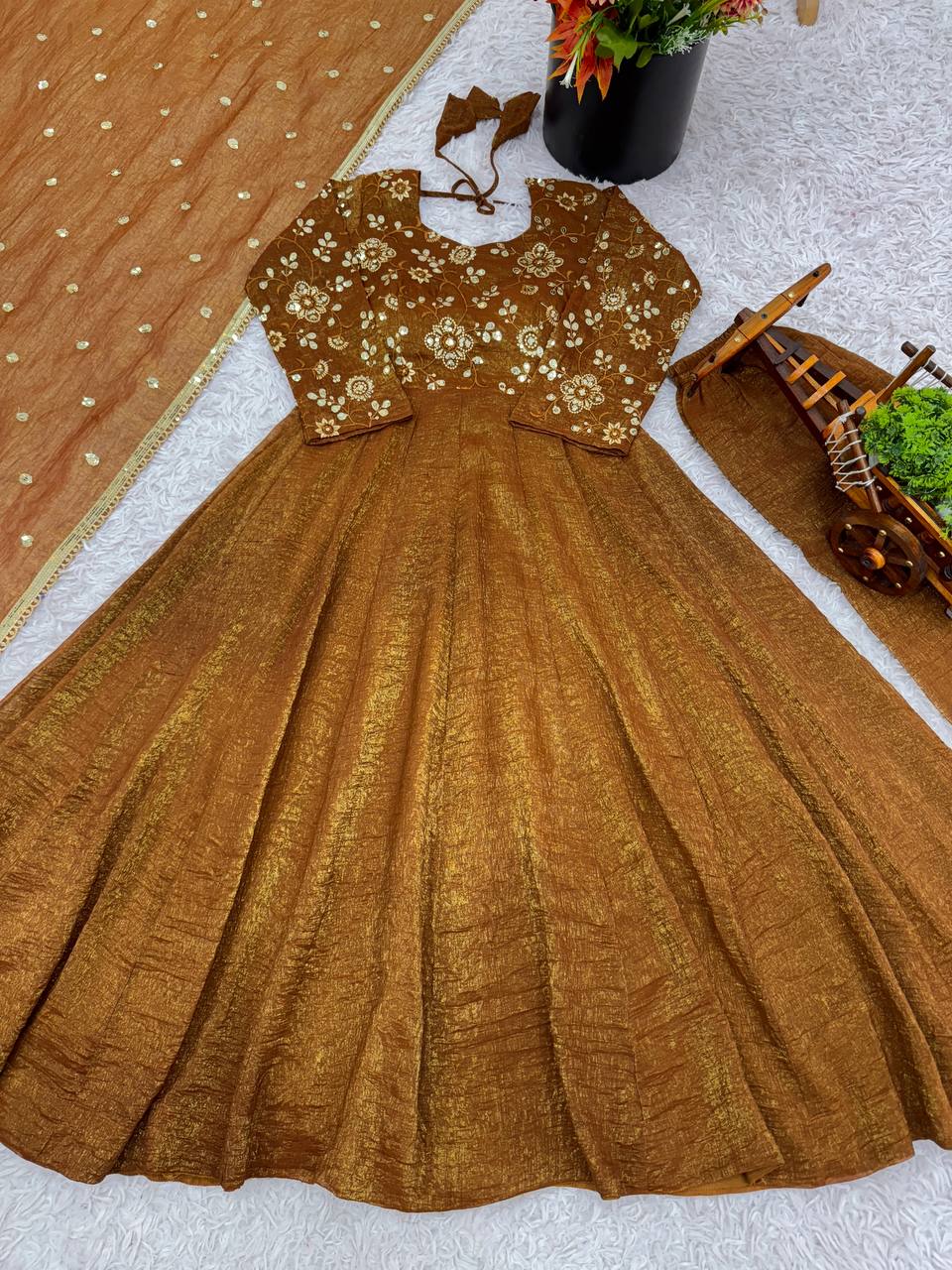 Gold crunchy silk with lace border fully stitched & ready to wear