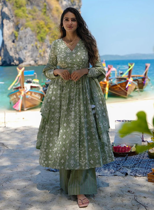 Green rayon slub printed women’s anarkali pent dupatta set