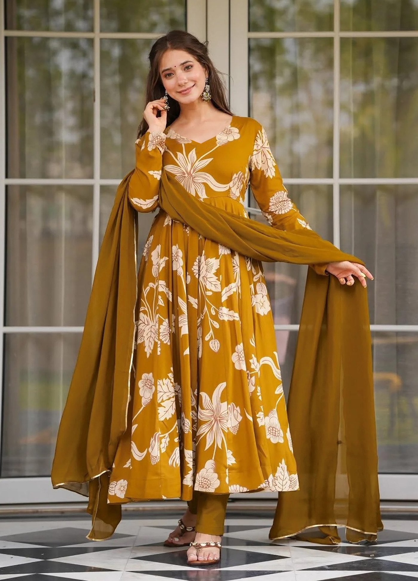 Yellow rayon slub printed women’s anarkali pent dupatta set