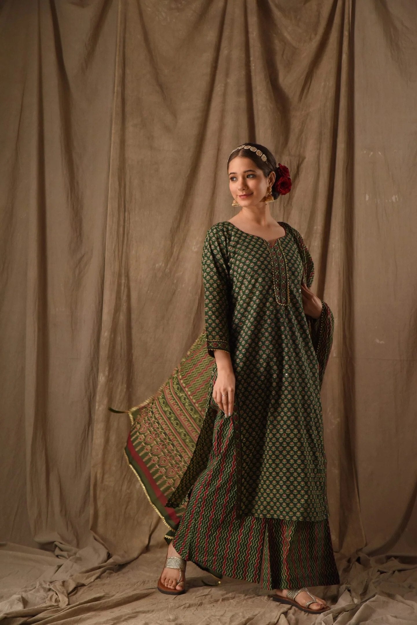 Green rayon slub printed anarkali pent dupatta set