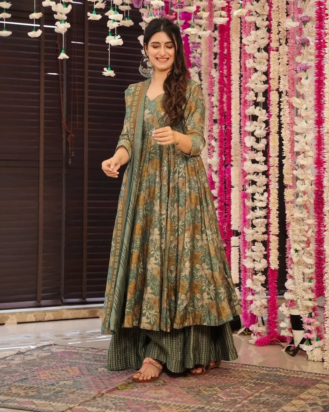Multicolour rayon printed women’s anarkali pent dupatta set