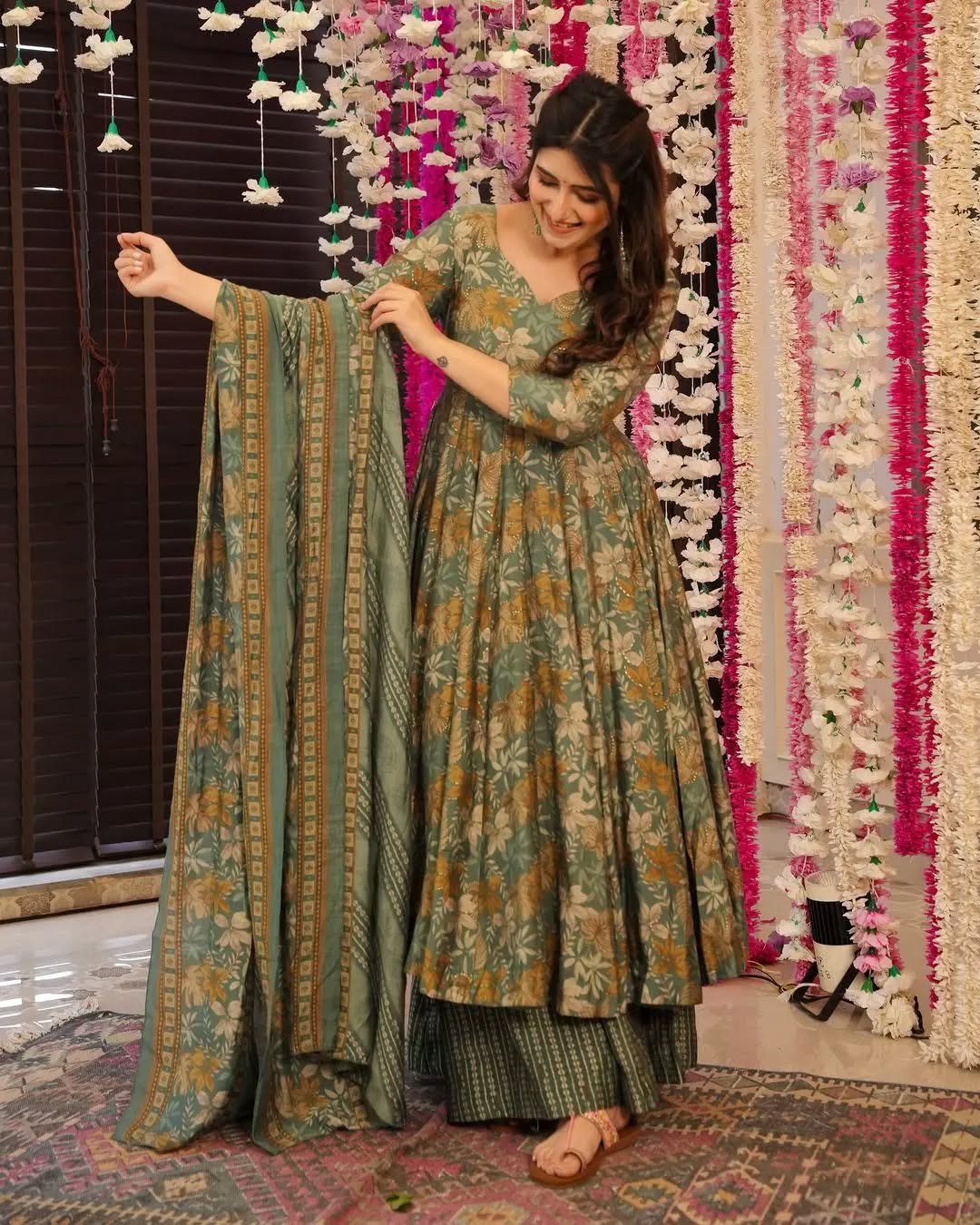 Multicolour rayon printed women’s anarkali pent dupatta set