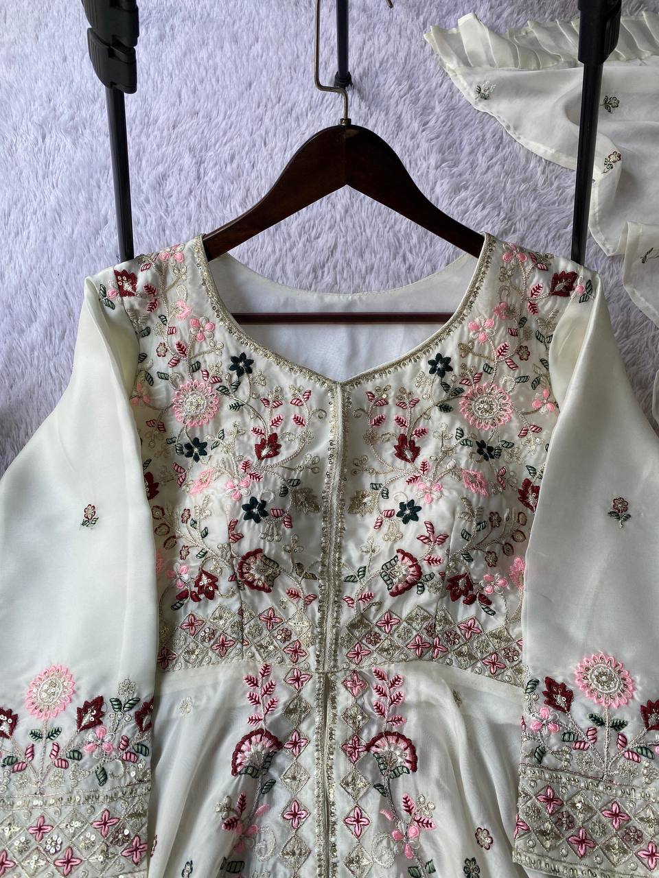 Cream rangoli silk sequence embroidery top, pant dupatta set