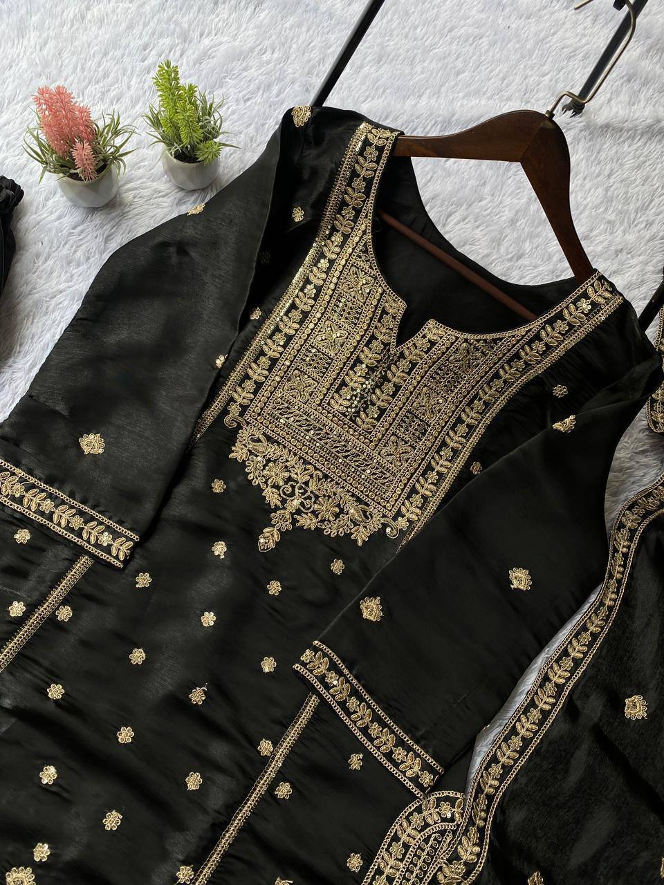 Black zimmy choo coding sequence embroidery top, sharara and dupatta set