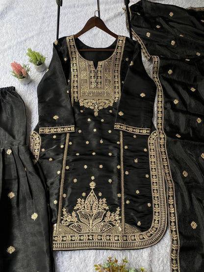 Black zimmy choo coding sequence embroidery top, sharara and dupatta set