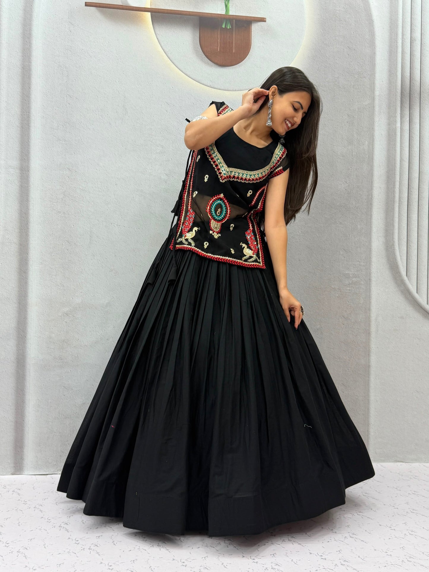 Navratri Lehenga Chaniya Choli With Beautifull With Nett Embroidred Jacket and choli