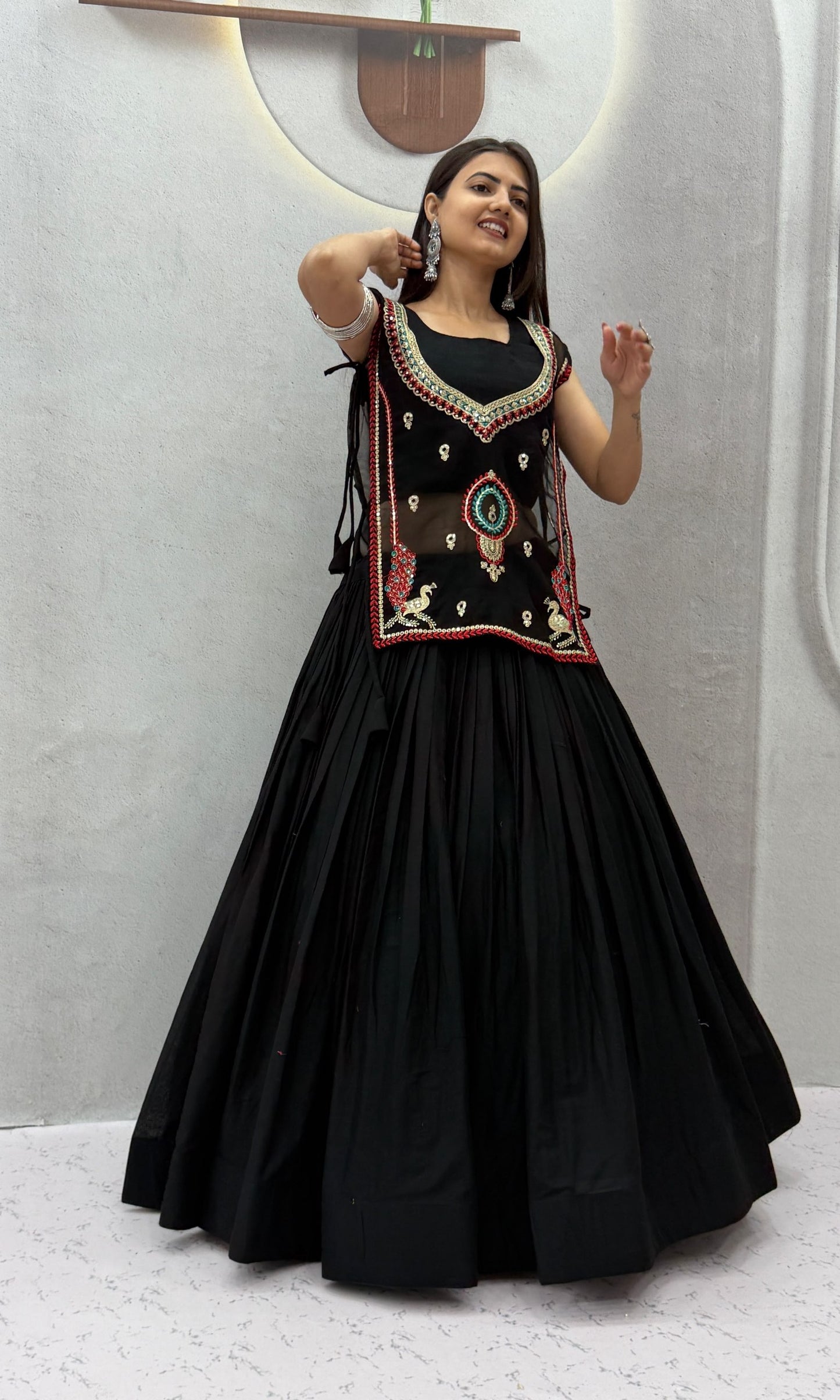 Navratri Lehenga Chaniya Choli With Beautifull With Nett Embroidred Jacket and choli