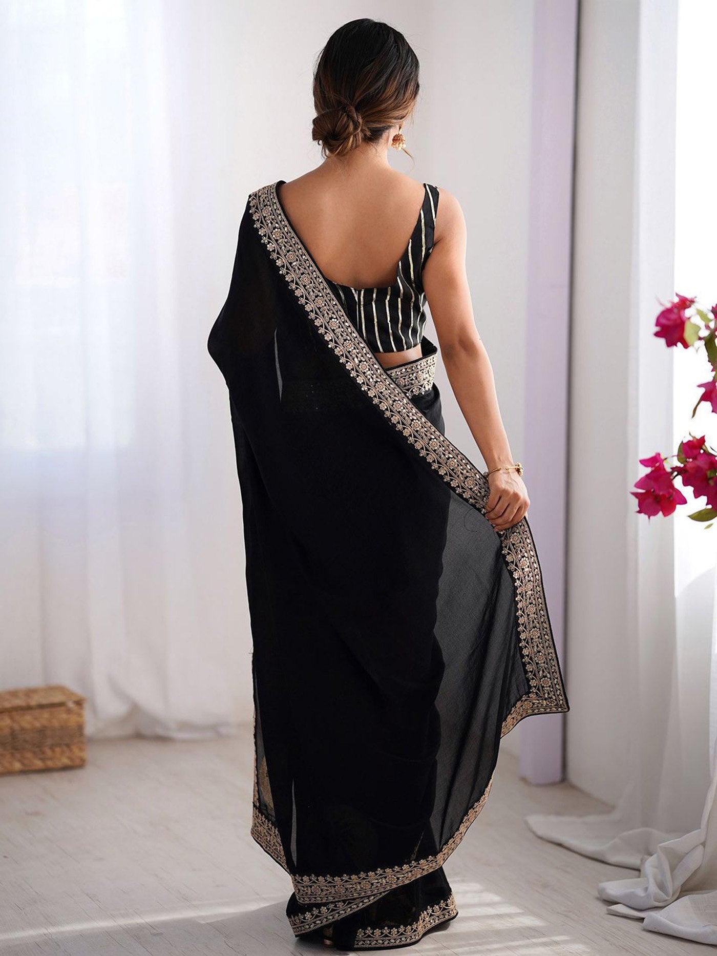 Black Silk Embelished Saree With Blouse Piece