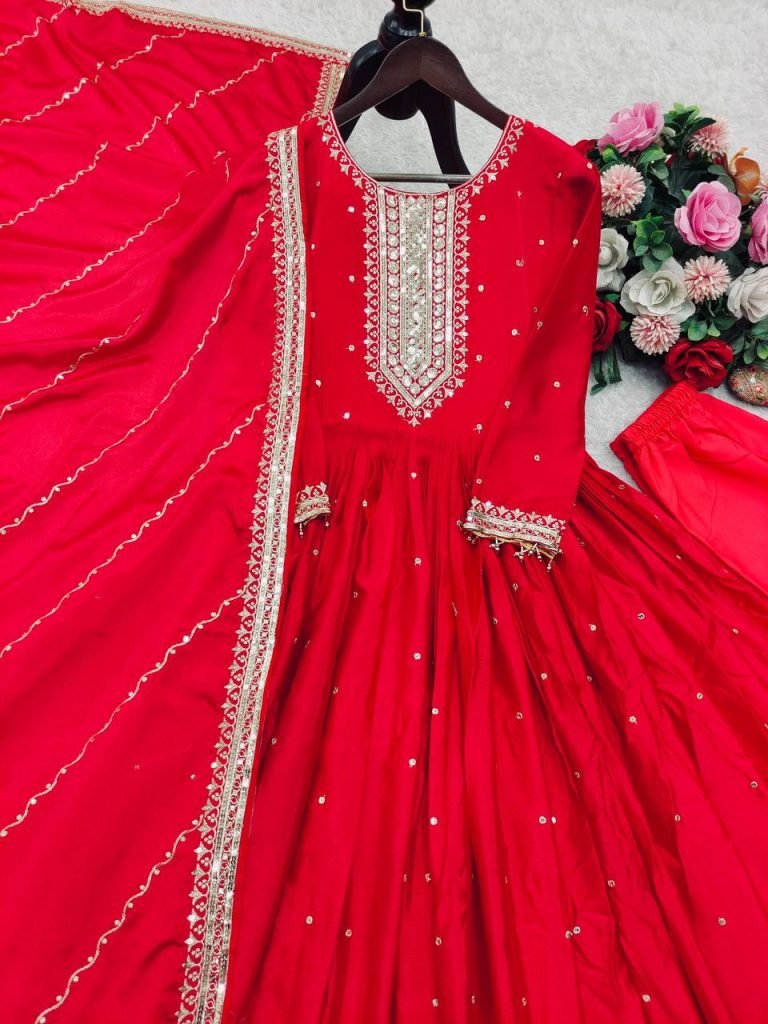 Launching New Designer Party Wear Look Heavy Dola Silk Gwon Pent & Dupatta Set