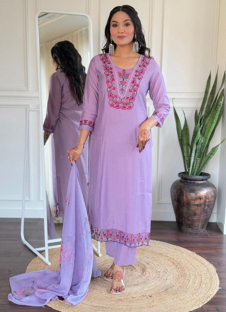 Lavender tesla embroidered women’s kurta pent dupatta set.