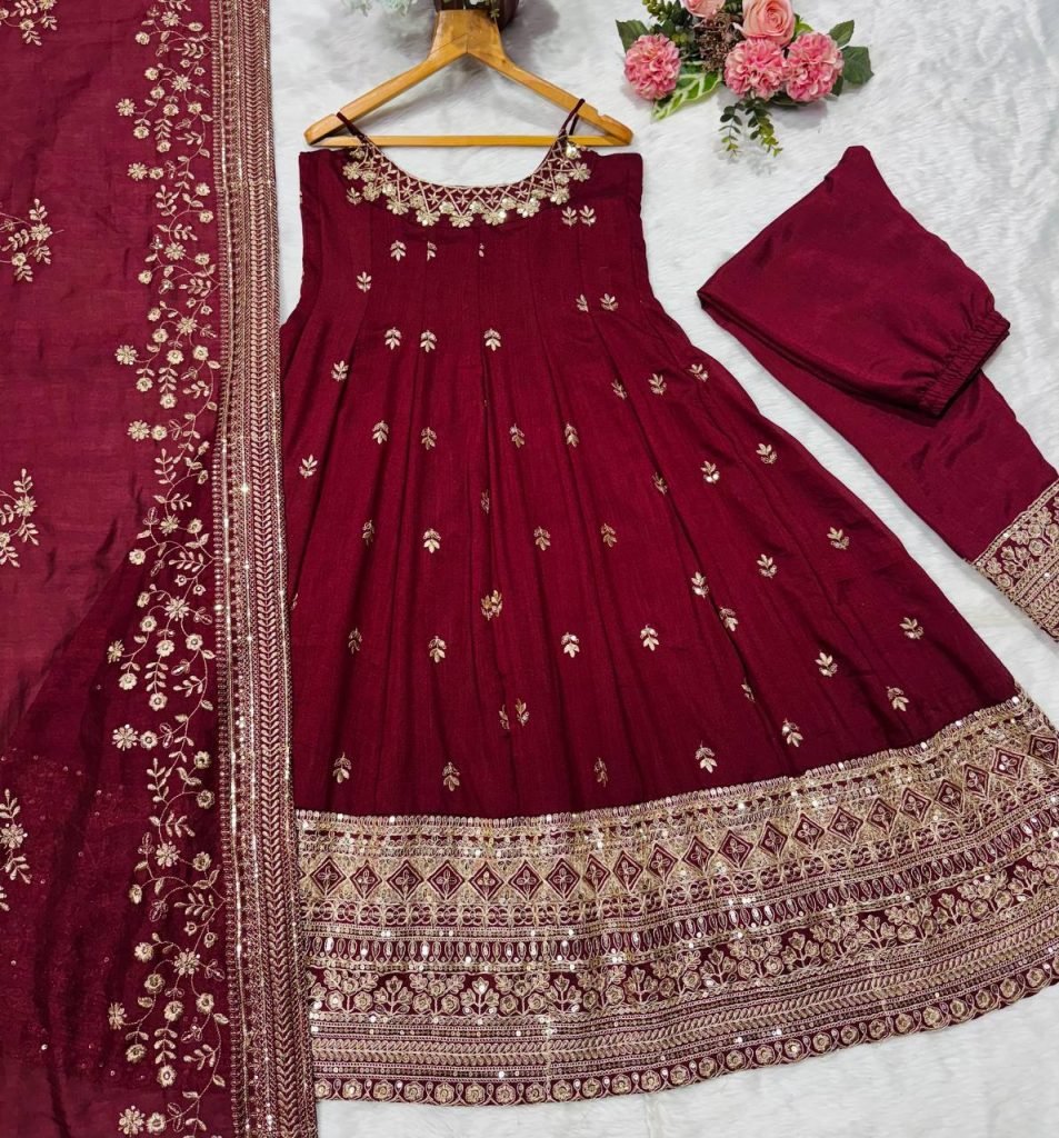 Noor Zari Anarkali Set