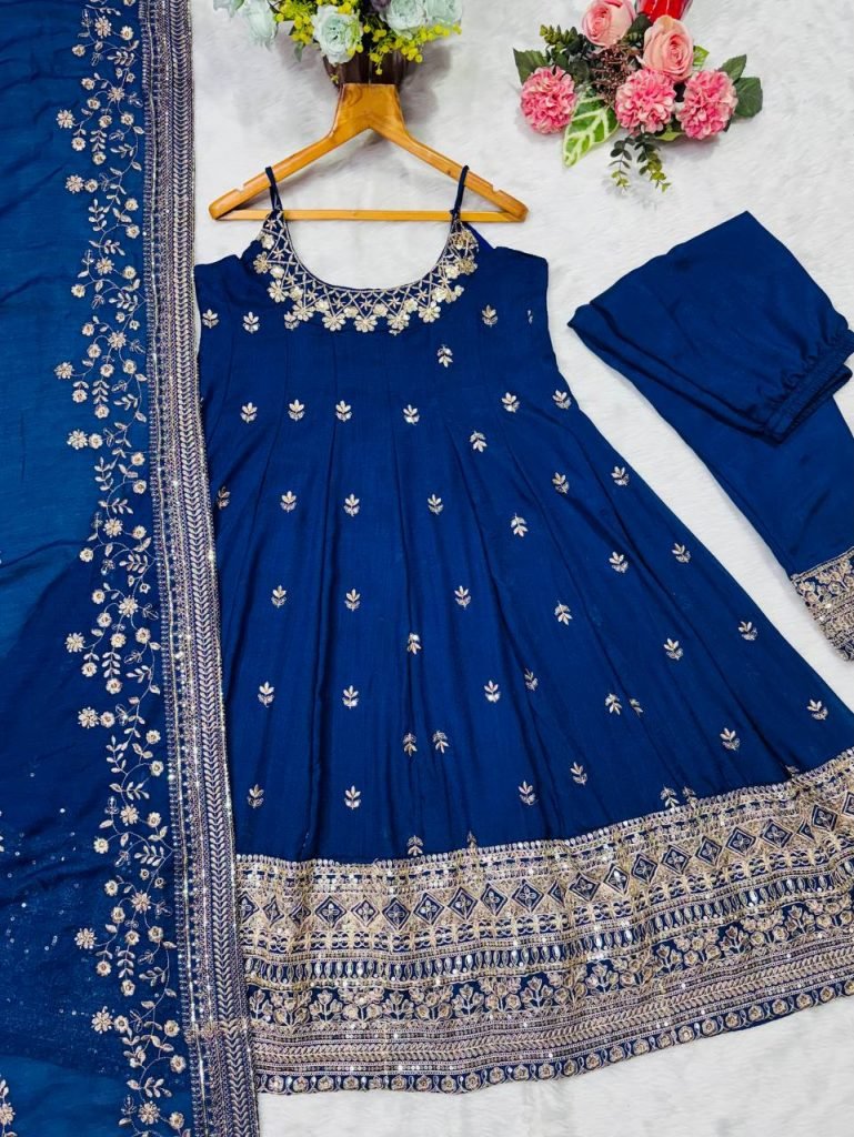 Noor Zari Anarkali Set