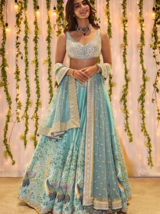 Party wear Lengha choli style by pooja hegde