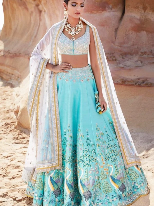 Party wear Lengha choli style by pooja hegde