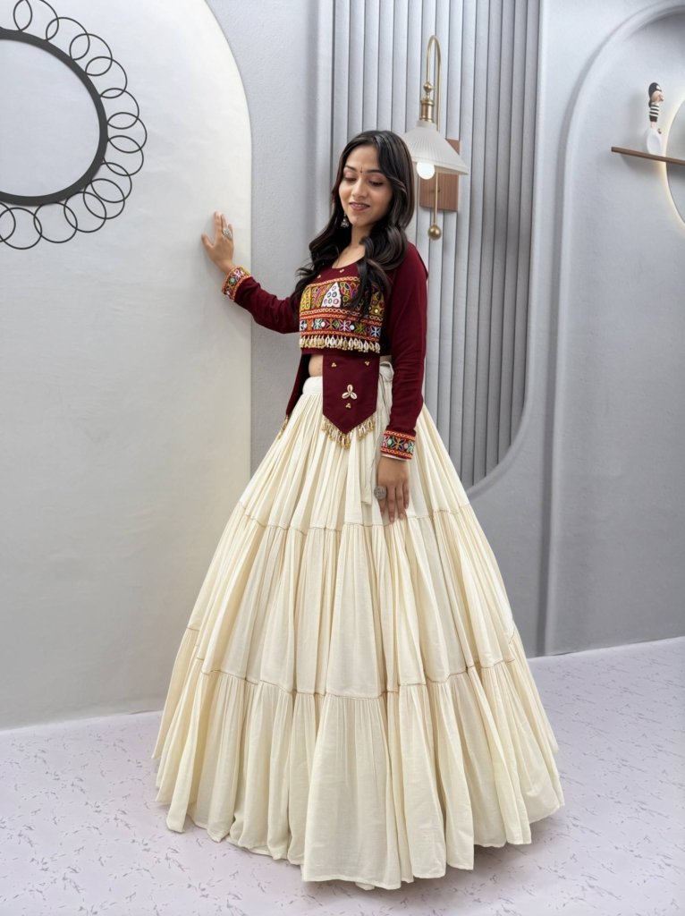 Royal Kutchi Mirror Work Designer Blouse Set