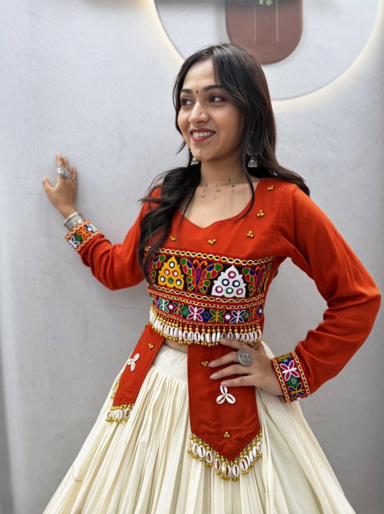 Royal Kutchi Mirror Work Designer Blouse Set