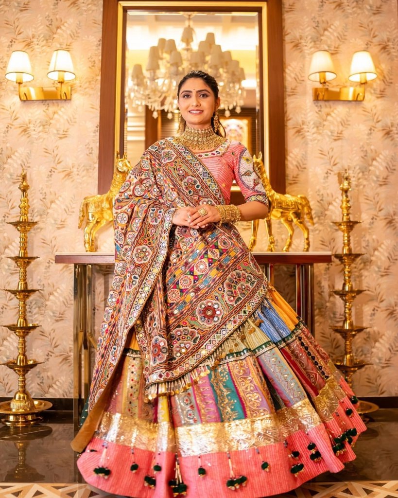 Navratri lengha choli Wearing by Geeta Rabari