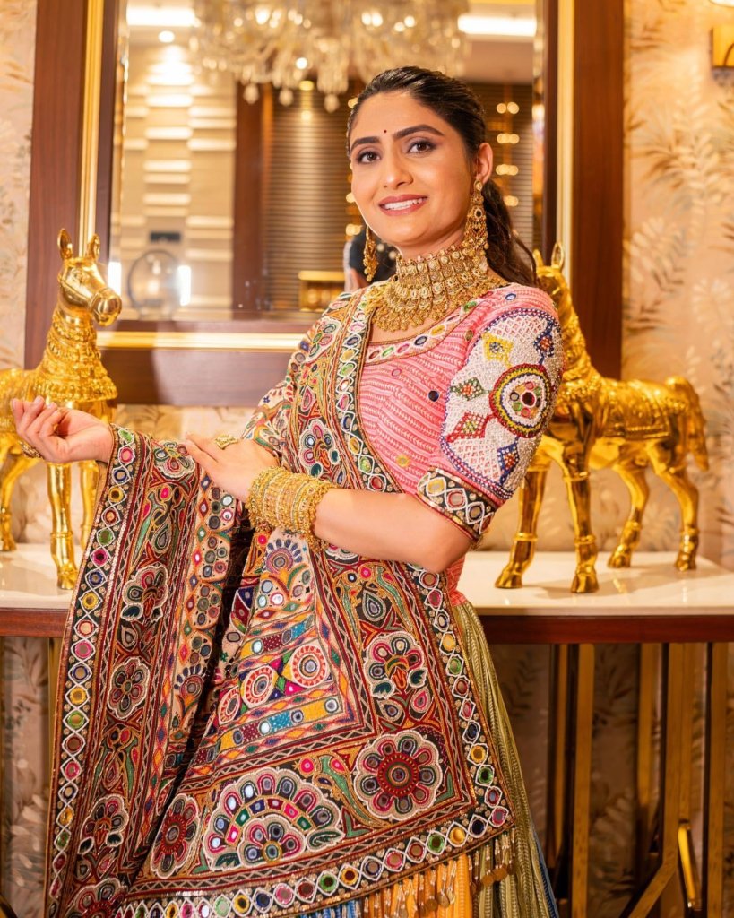 Navratri lengha choli Wearing by Geeta Rabari
