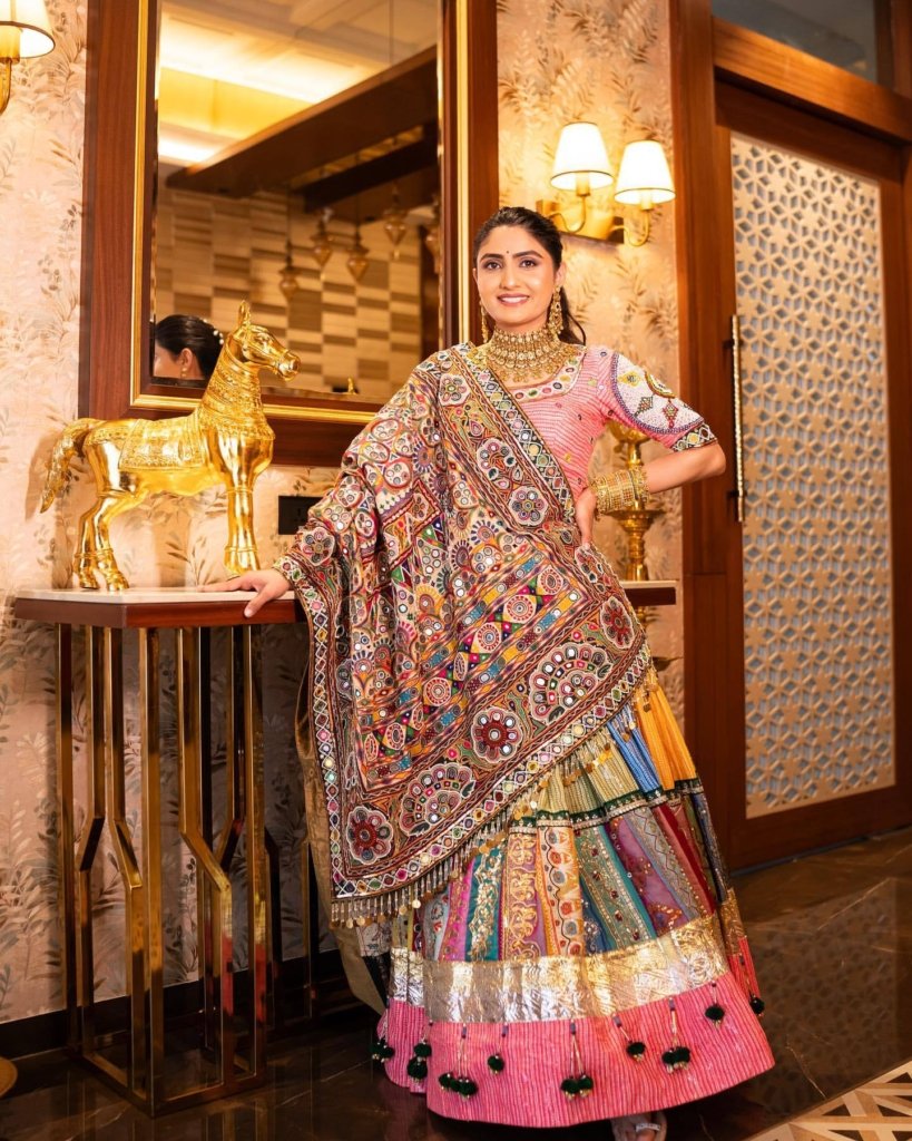 Navratri lengha choli Wearing by Geeta Rabari