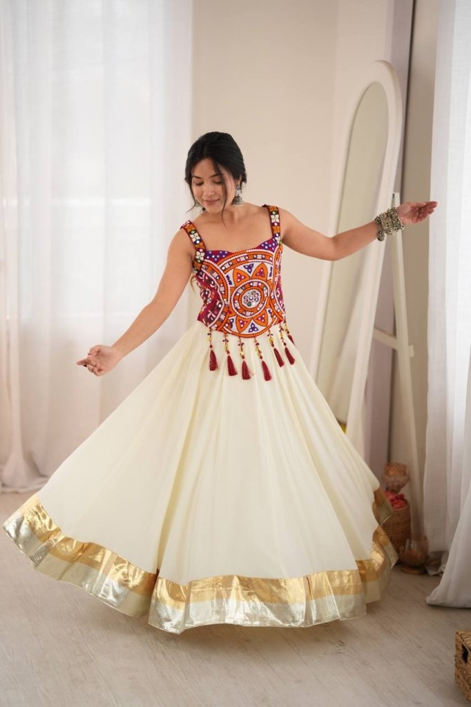 Navratri best Rajwadi Red colour chinya choli