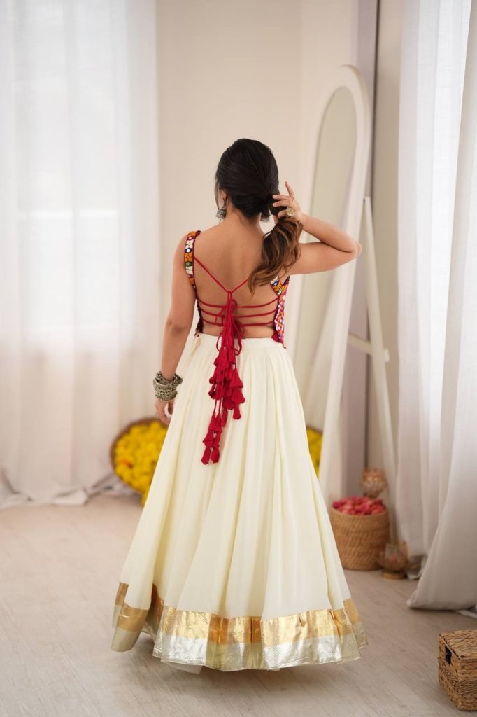 Navratri best Rajwadi Red colour chinya choli