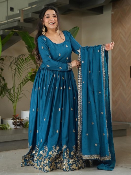 DULHAN – ELEGANT ETHNIC ANARKALI GOWN