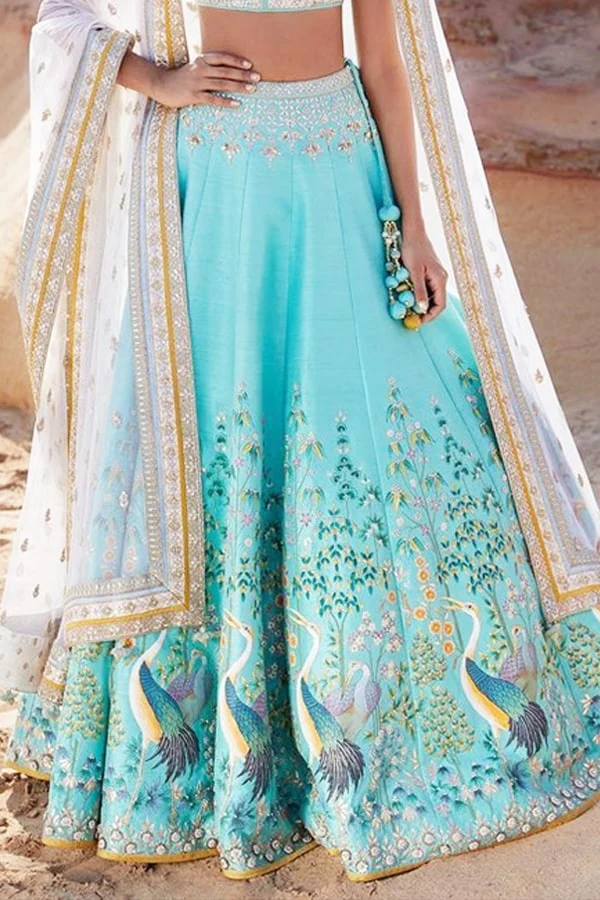 Party wear Lengha choli style by pooja hegde