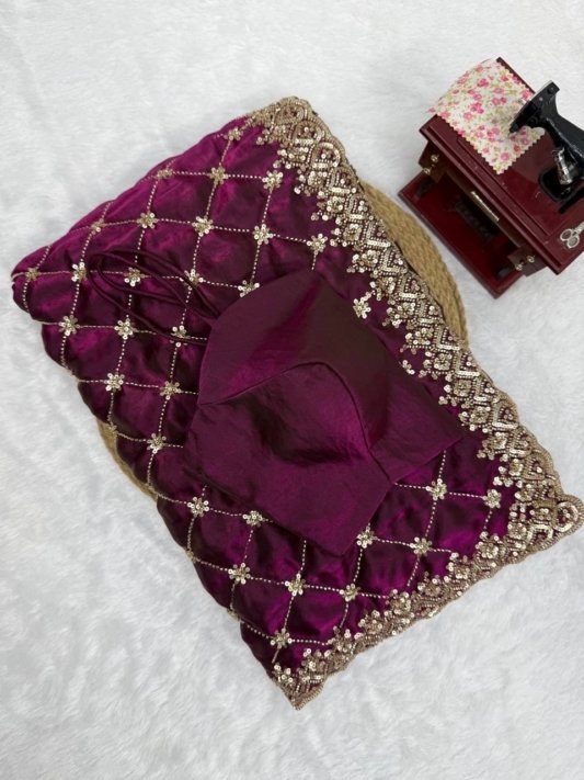 Designer Saree with Elegance Redefined – view 9