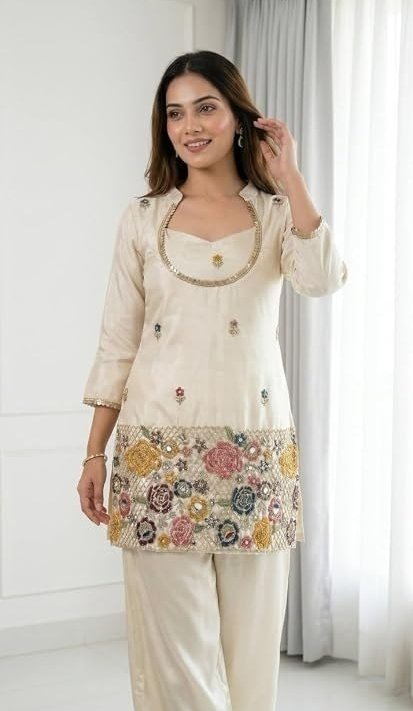 KURTI PALAZZO SET CREAM SILK – view 6