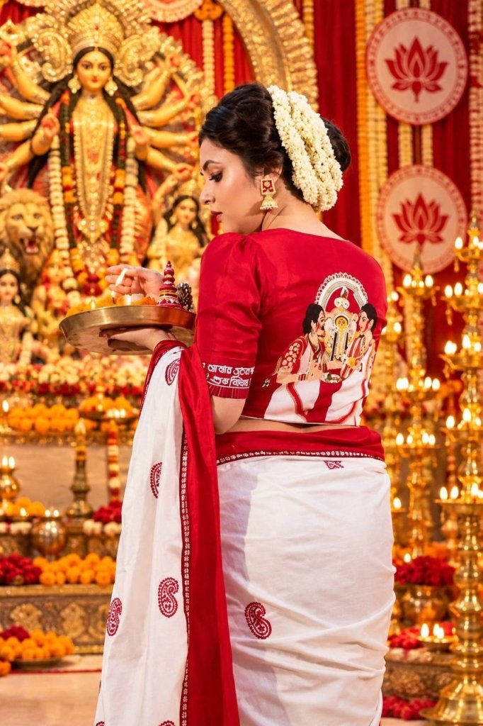 Durga Puja Saree Special Red & White Pure Linen Silk